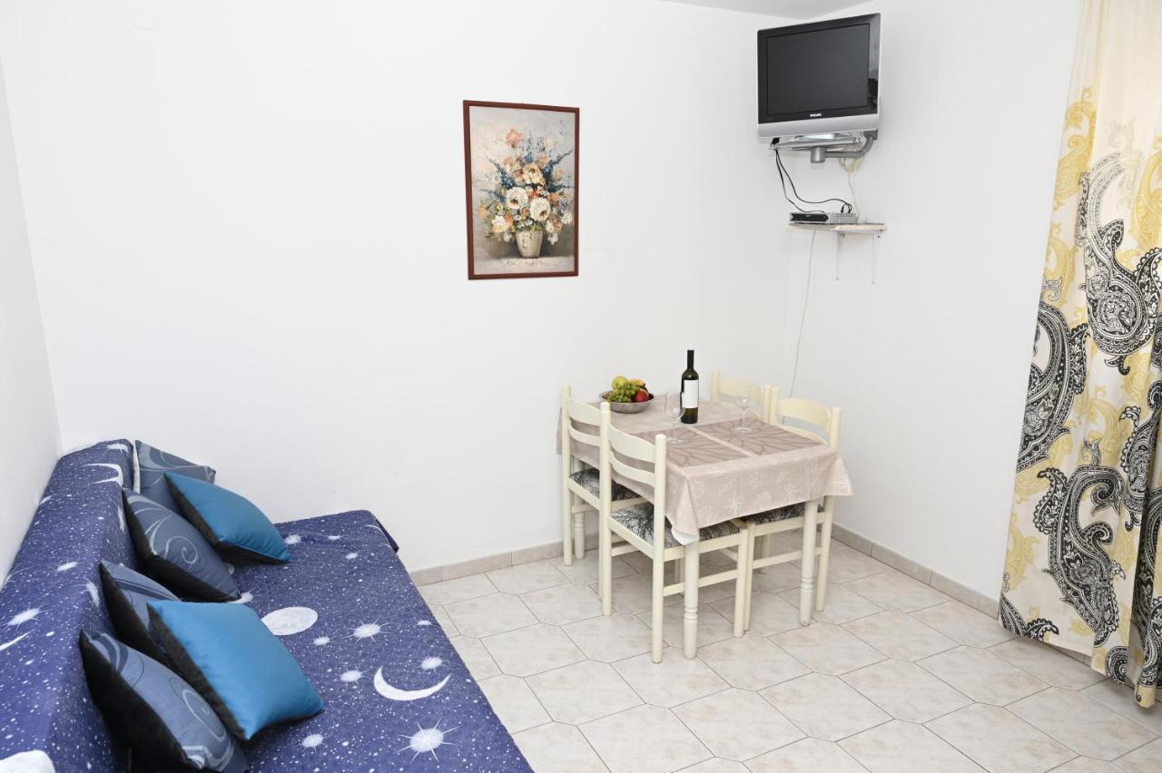Apartments "Sea View" Miki & Ivana Bol Kültér fotó