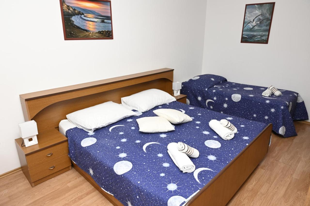 Apartments "Sea View" Miki & Ivana Bol Kültér fotó